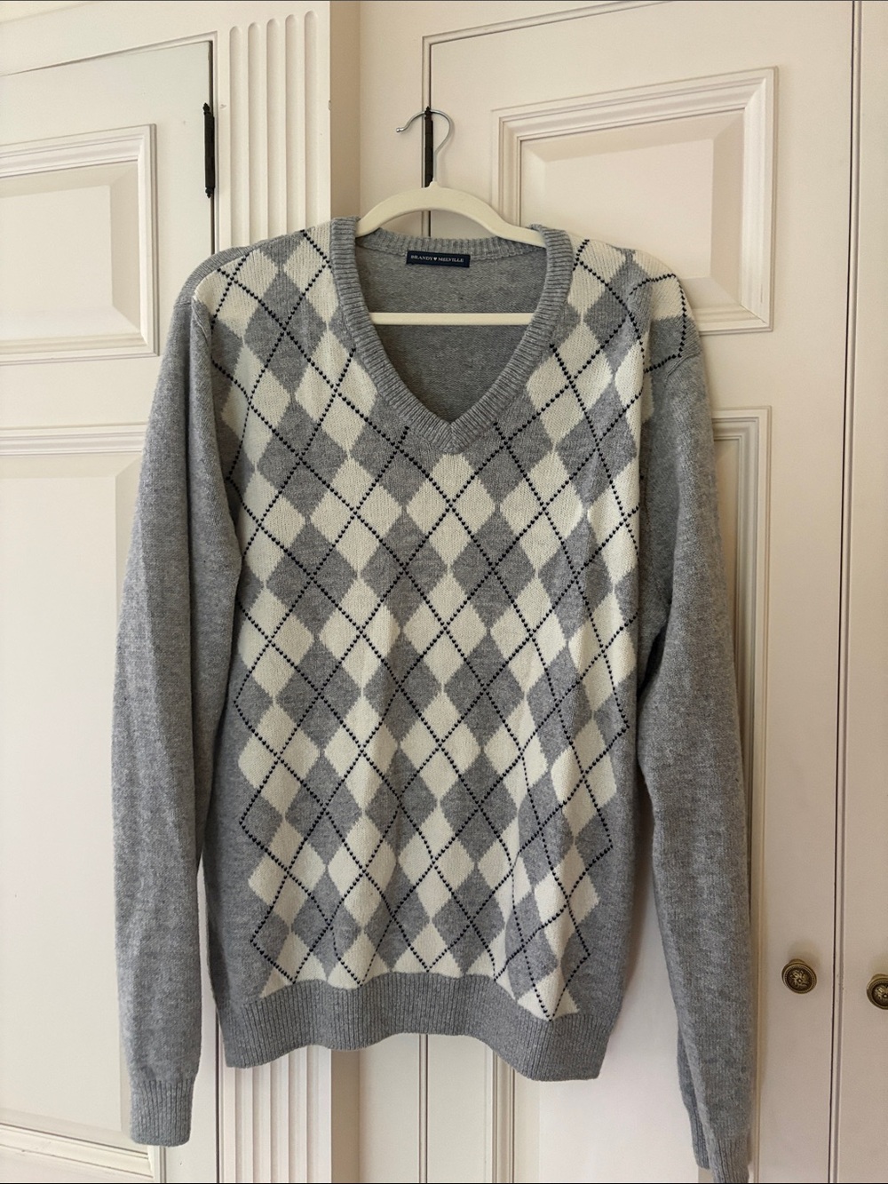 Brandy Melville Gray and Cream Argyle V-Neck Pullover